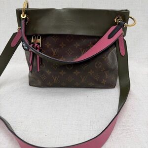 Louis Vuitton Monogram Tuileries Besace 2-way bag with entrupy COA